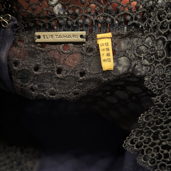 Elie Tahari Shanna dress - Picture 3 of 11